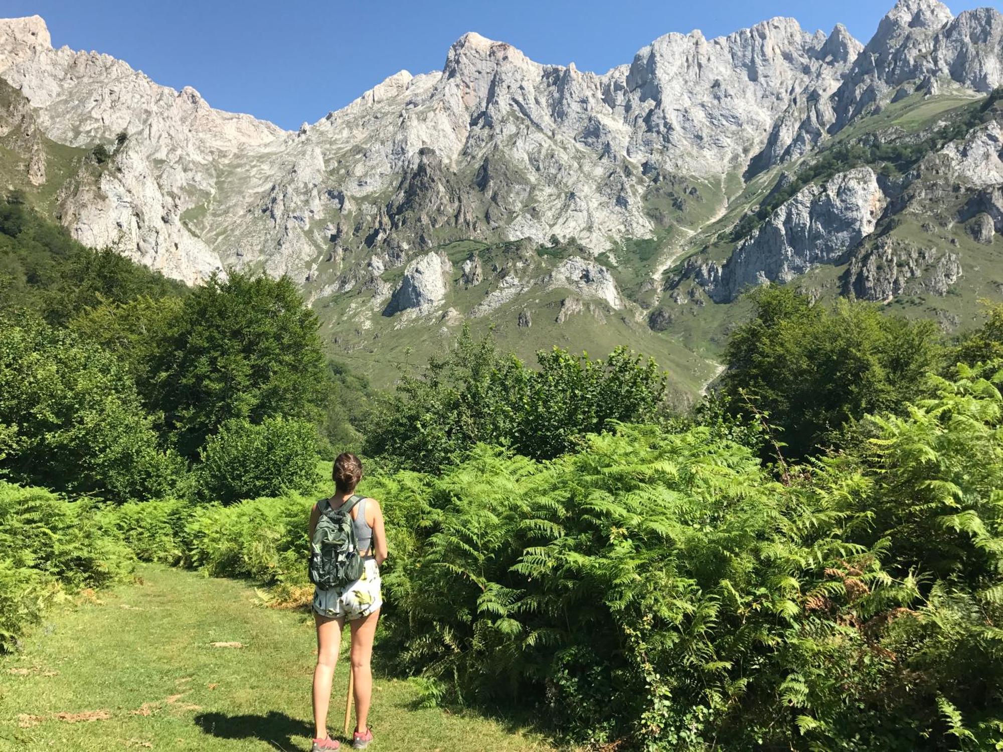 Aire De Picos Norte Brez 外观 照片