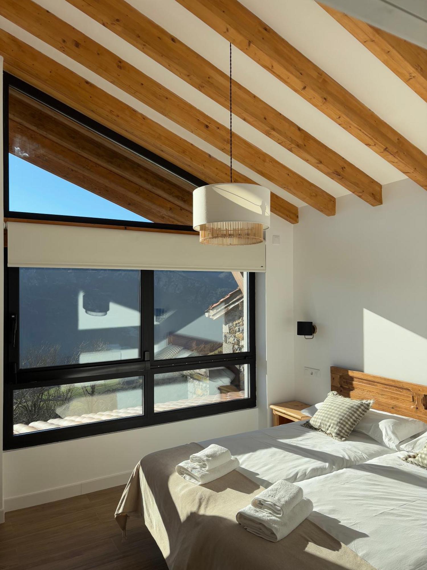 Aire De Picos Norte Brez 外观 照片